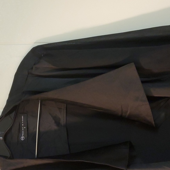 Fashion to Figure Cardigan - Picture 4 of 11